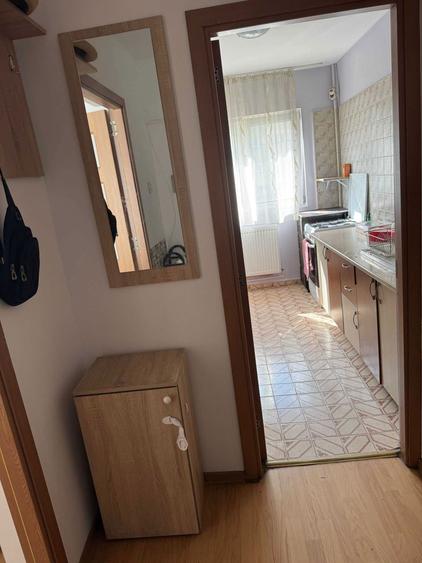 Inchiriez Ap. 2 camere Sos. Colentina 87 stradal, etaj 6/10 - 7