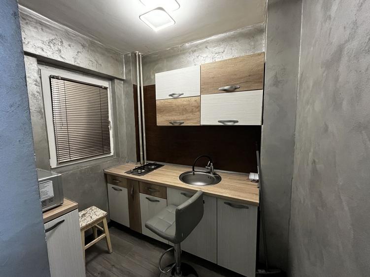 Garsonieră renovată, pet friendly, parter, mobilată complet, zona Titan - 5