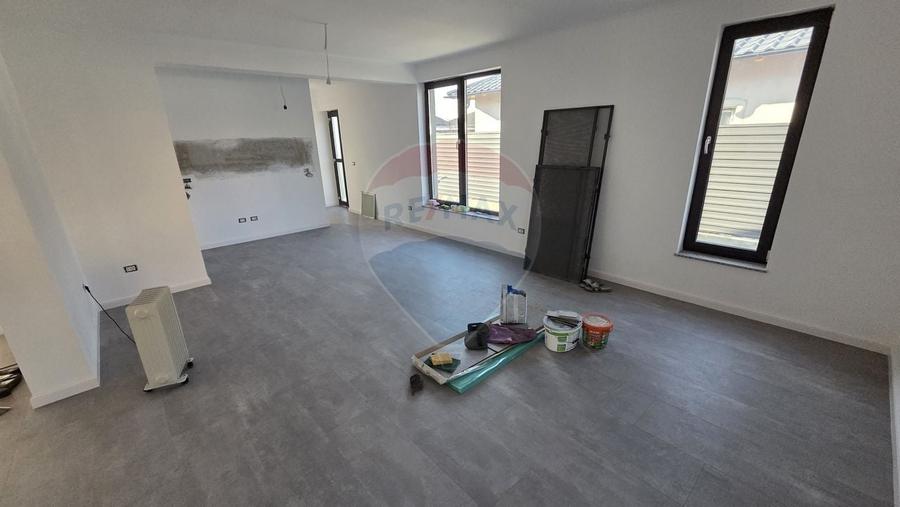 Casa Golesti, Comision 0% - 6