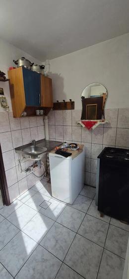Proprietar vand garsoniera zona UMT - 2