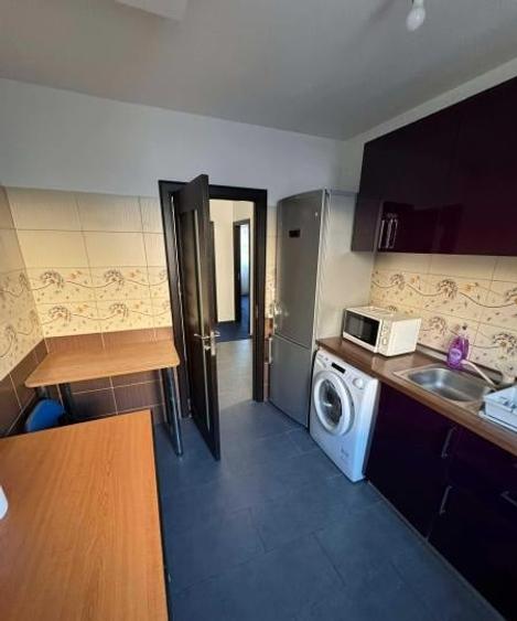 Apartament 4 camere, decomandat, 1 Decembrie 1918 - 1