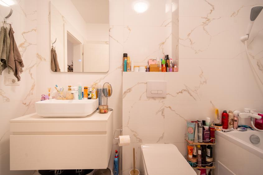 APARTAMENT 2 CAMERE -  LOC DE PARCARE INCLUS - PIPERA PLAZA - COMISION 0% - 10