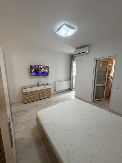 Vanzare Garsoniera Decomandata / Militari Residence / Strada Tineretului - 1