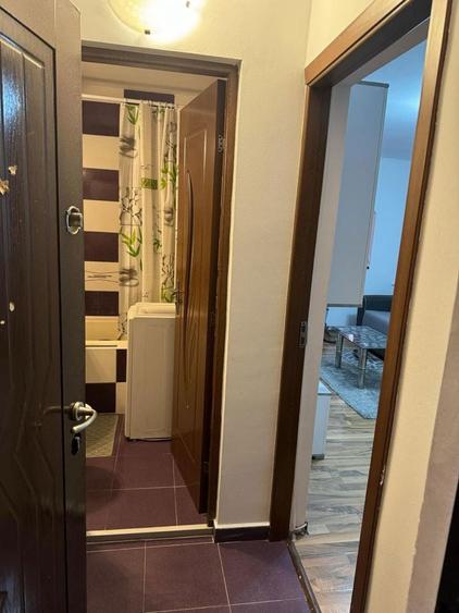 Garsoniera cf 1 de inchiriat - 1