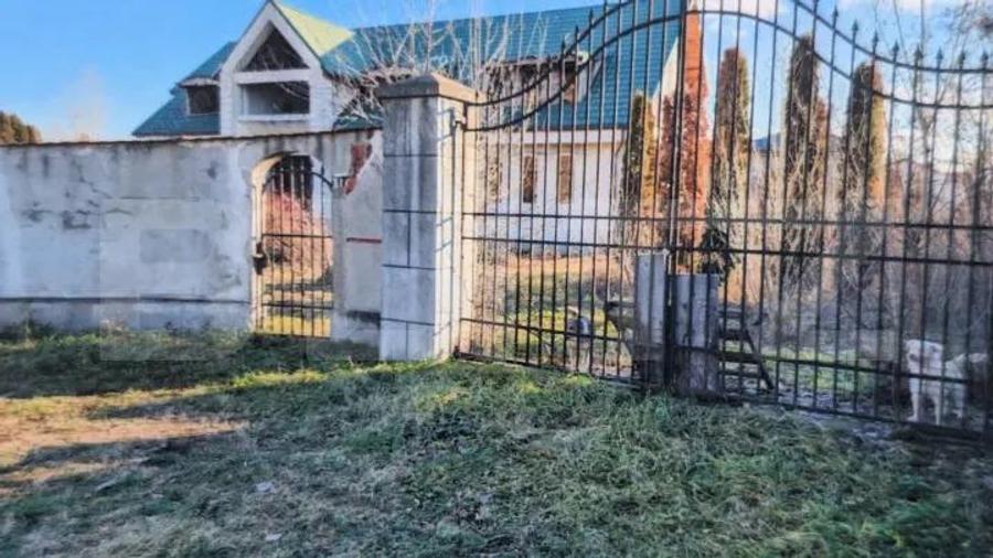 Proprietate ideala clinica medicala/centru reziden?ial, 800 mp, zona Priseaca - 12