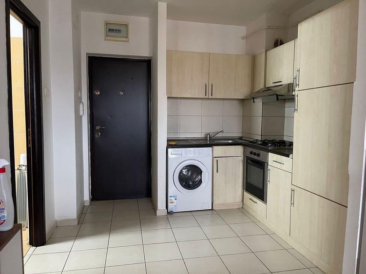 Inchiriez apartament 2 camere Green Park - 1