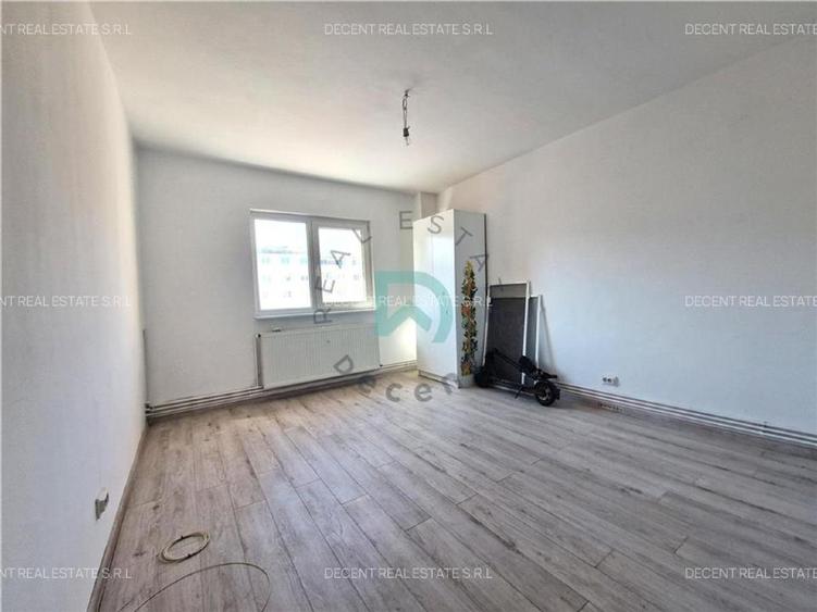 Garsoniera libera la vanzare CT,  Renovata complet, ASTRA  - 1
