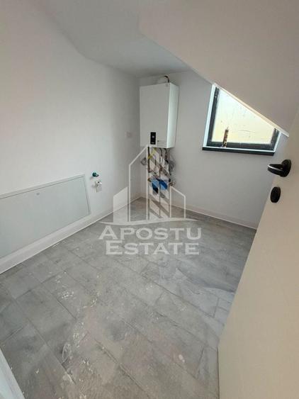 Duplex cu 5 camere cu Canalizare în Becicherecu Mic
