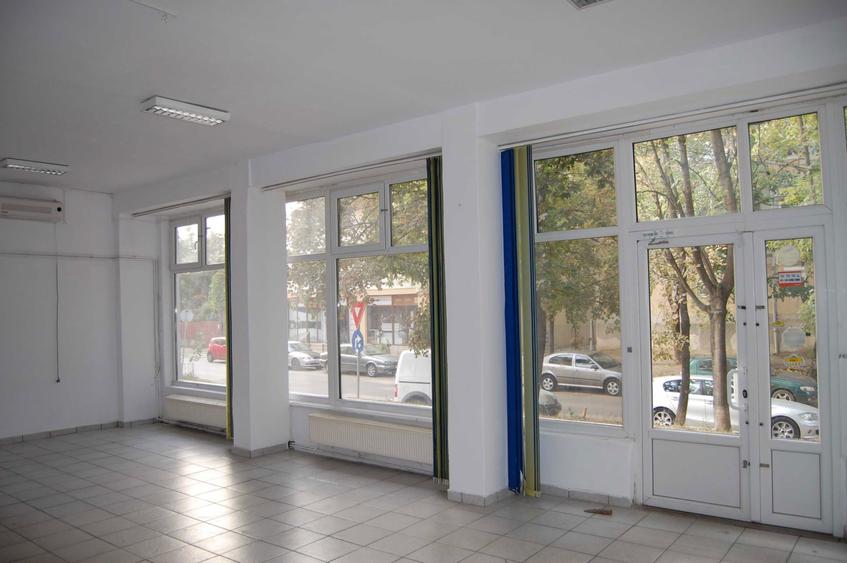 Spatiu comercial Dimbovita - 100 m2 - 5