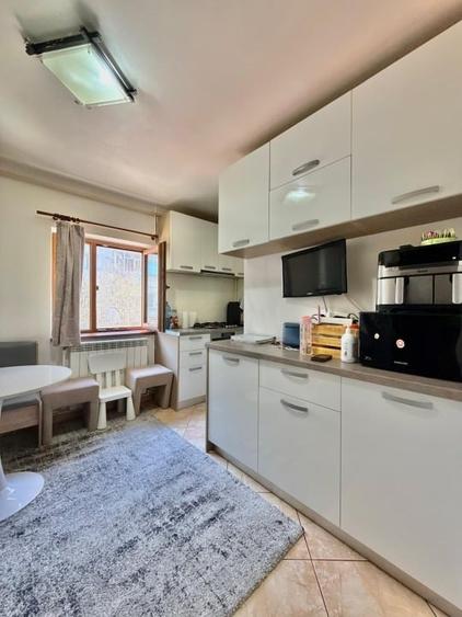 apartament 2 camere - decomandat - 7