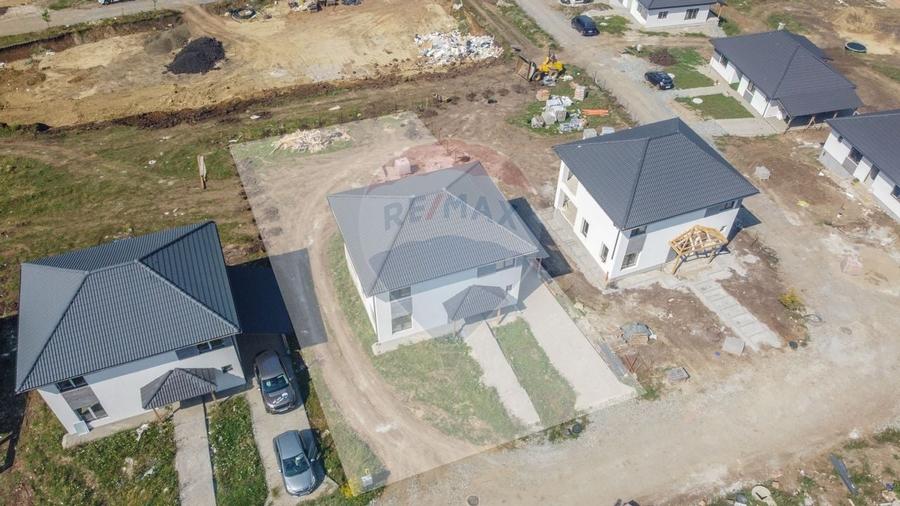 Casa cu 4 camere de vanzare, Jucu de Sus, Frasinului Nr.6 Semifinisat - 3