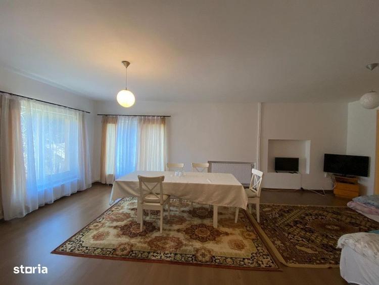 Casă cu 4 camere în Stolna