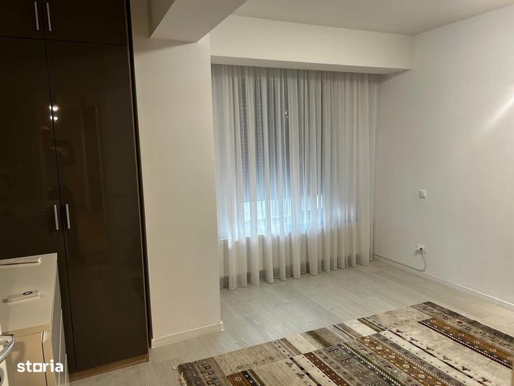 Apartament cu 3 camere, mobilat în Central