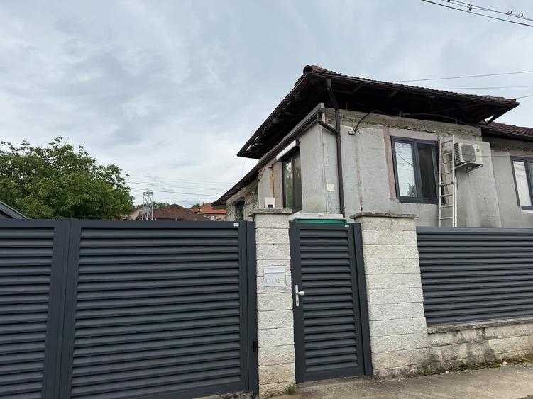 Casă individuală cu 4 camere cu Teren 838 Mp în Exterior Est