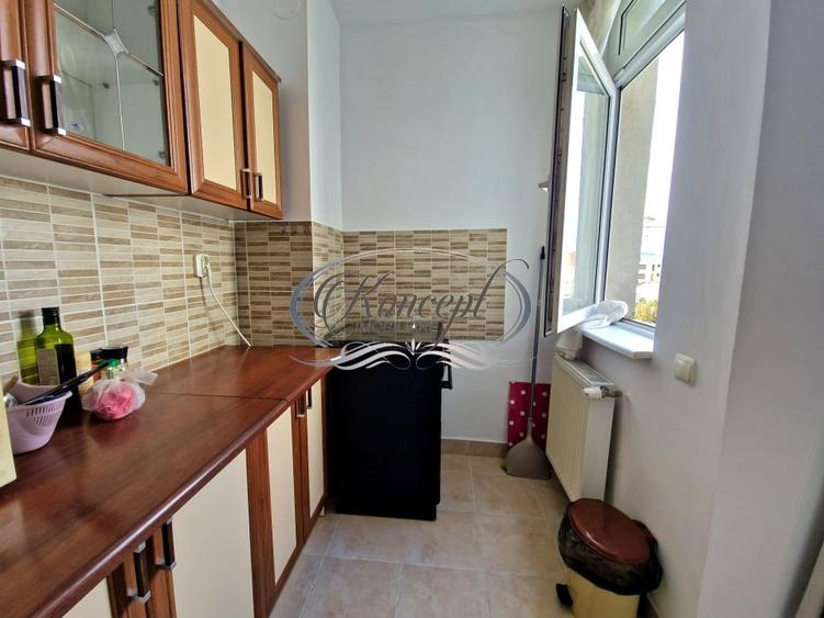 Apartament cu 2 camere semidecomandat, mobilat în Semicentral