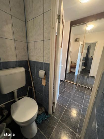 Garsonieră semidecomandată în Titan