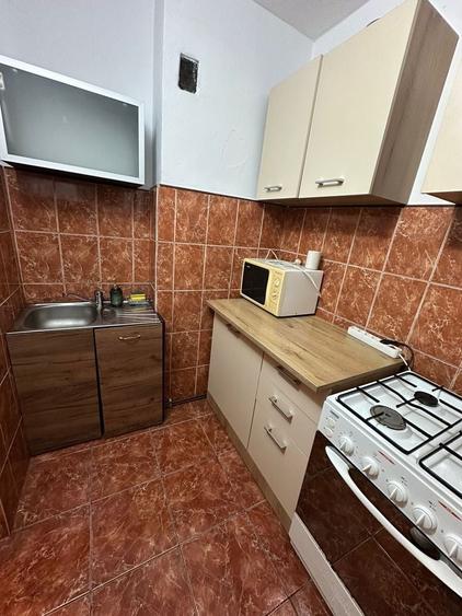 Garsonieră decomandată în Florești