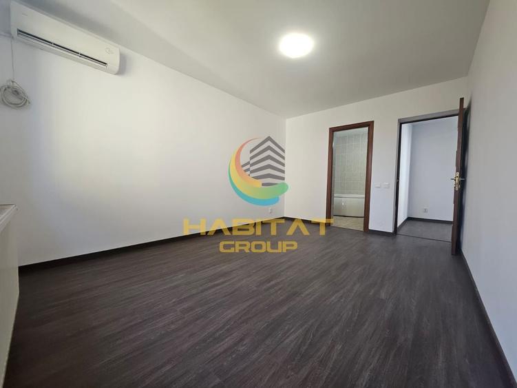 Apartament cu 3 camere semidecomandat în Central