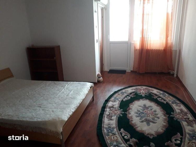 Garsonieră în Vatra Luminoasă