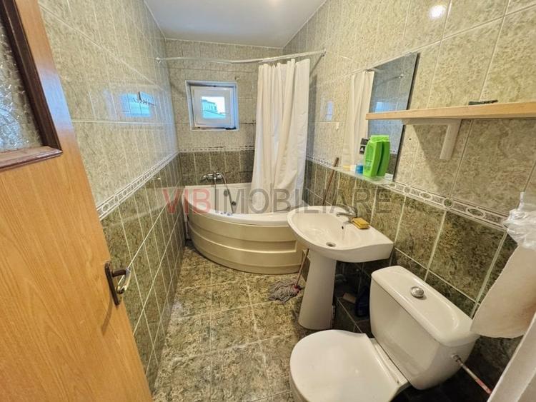 Apartament cu 3 camere decomandat, mobilat în 13 Septembrie