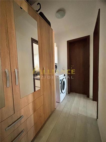 Apartament cu 2 camere decomandat, mobilat în Central