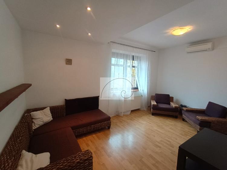 Duplex cu 5 camere cu Canalizare în Foișorul de Foc