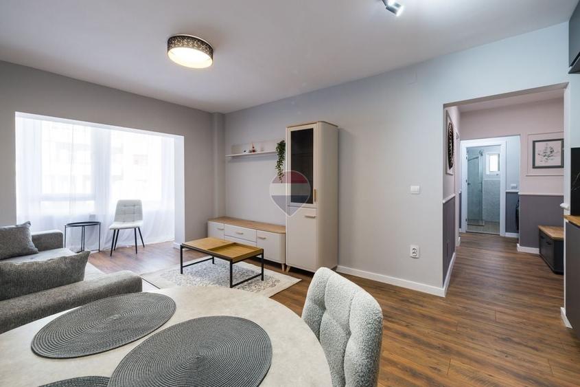 Apartament cu 2 camere decomandat, mobilat în Calea București