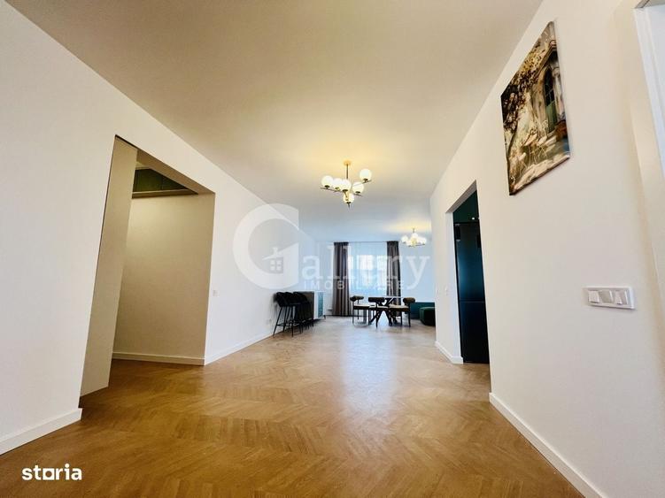 Apartament cu 4 camere în Sub Arini