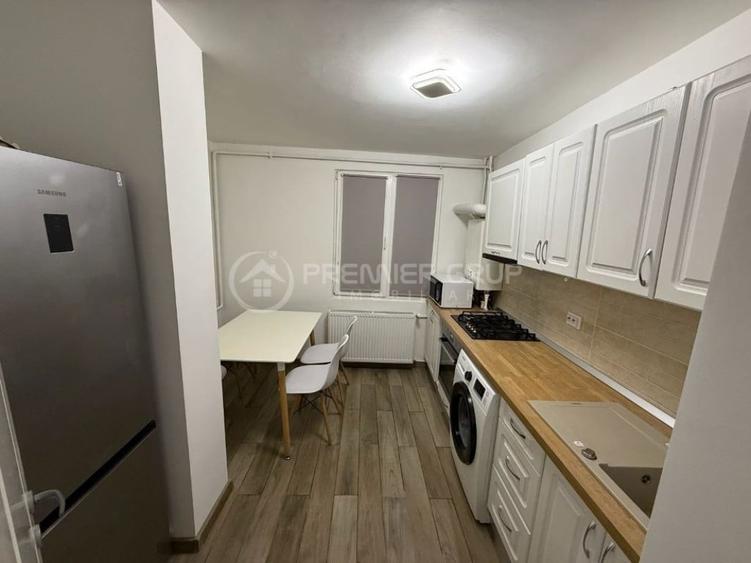 Apartament cu 3 camere decomandat în Tătărași