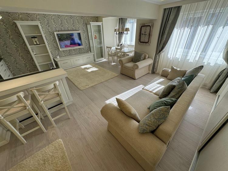 Apartament cu 3 camere decomandat, mobilat în 1 Decembrie 1918