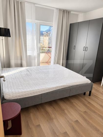 Apartament cu 3 camere decomandat, mobilat în Central