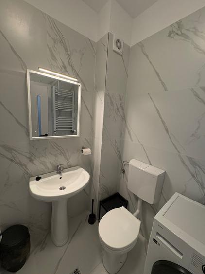 Apartament cu 2 camere decomandat în Militari