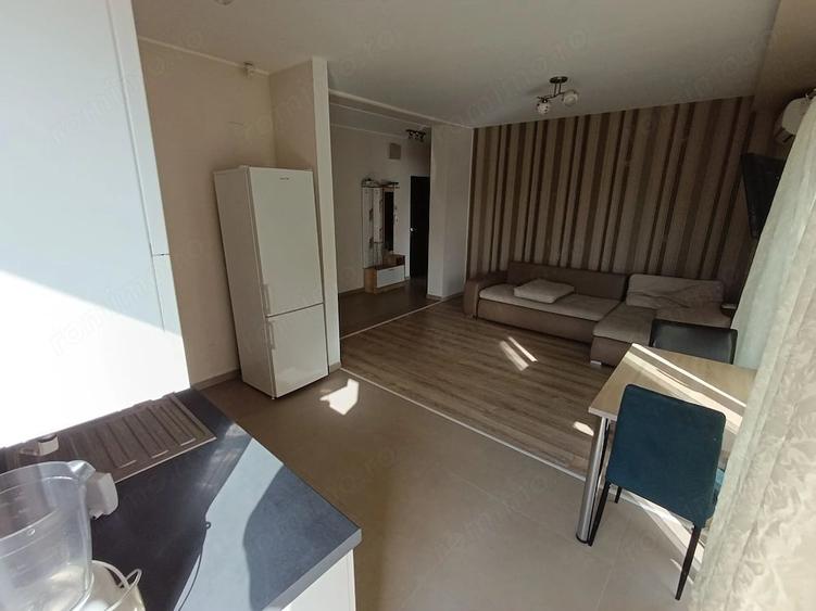 Apartament cu 3 camere decomandat în Dumbrăvița