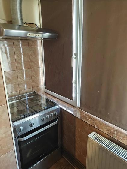 Apartament cu 3 camere în Torontalului