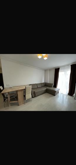 Apartament cu 2 camere decomandat în Florești