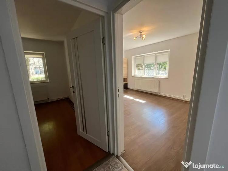 Apartament cu 2 camere decomandat în Exterior Vest