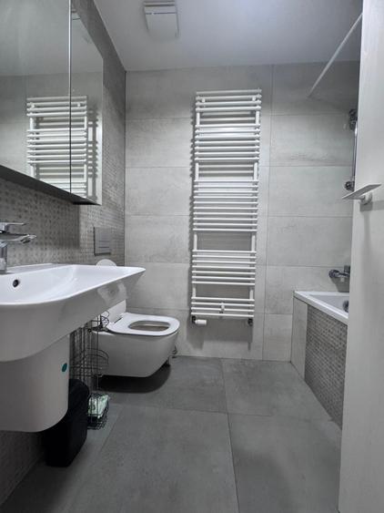 Apartament cu 2 camere decomandat în Aviației