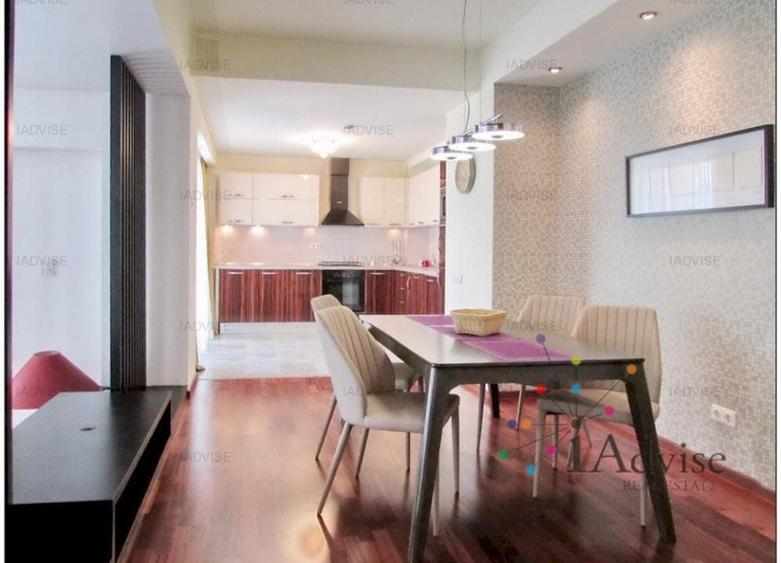 Apartament cu 3 camere decomandat, mobilat în Drumul Poienii