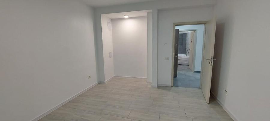 Duplex cu 5 camere cu Canalizare în Odăile