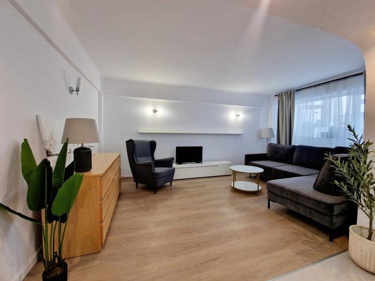 Apartament cu 2 camere decomandat, mobilat în Foișorul de Foc