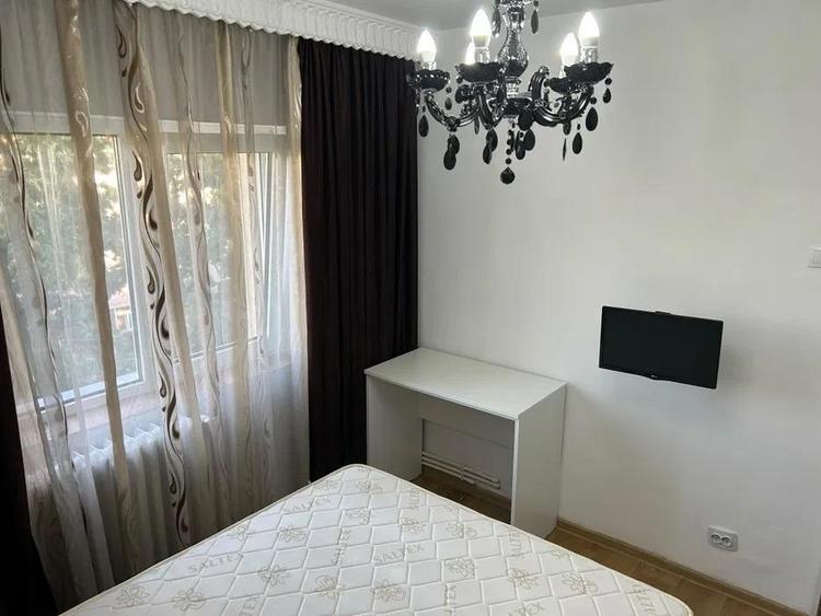 Apartament cu 2 camere decomandat, mobilat în Alexandru cel Bun