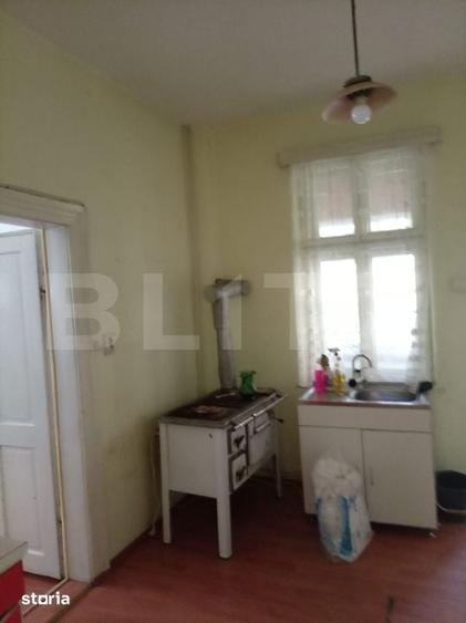 Casă cu 2 camere cu Teren 650 Mp în Central