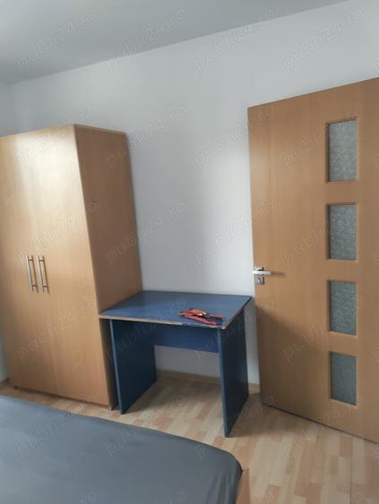 Apartament cu 3 camere decomandat în Păcurari