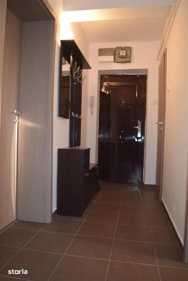 Apartament cu 2 camere în Podul de Piatră