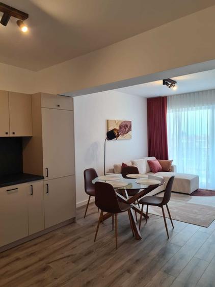Apartament cu 2 camere decomandat în Nufărul