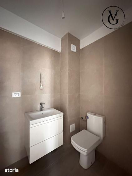 Apartament cu 3 camere semidecomandat în Nord