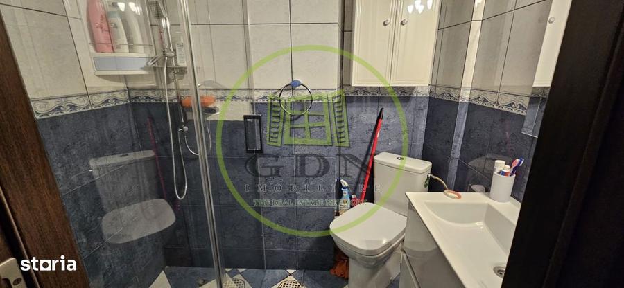 Apartament cu 2 camere semidecomandat, mobilat în Valea Rosie