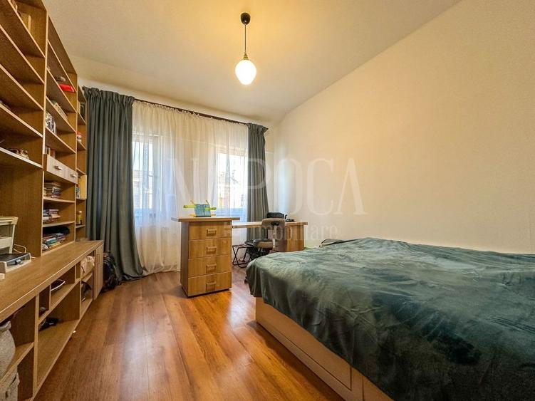 Apartament cu 4 camere semidecomandat în Mărăști