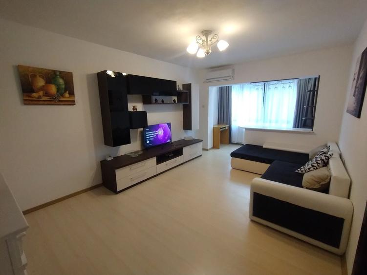 Apartament cu 2 camere decomandat în Ultracentral