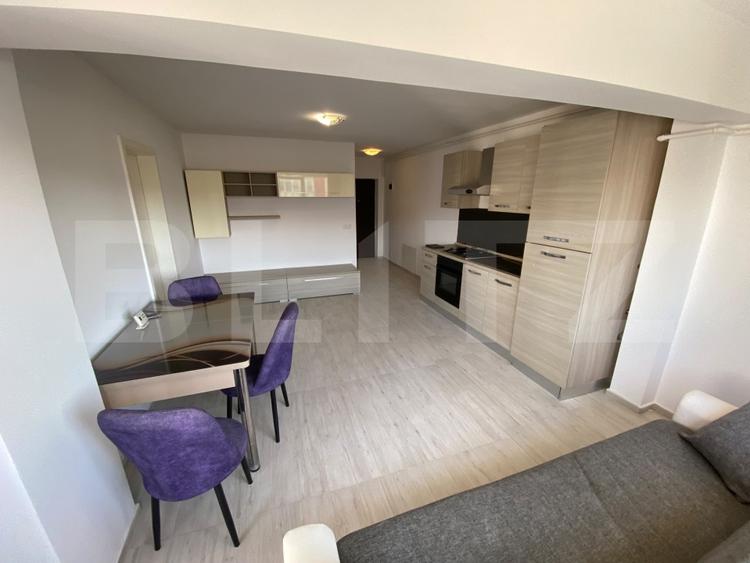 Apartament cu 2 camere semidecomandat, mobilat în Baciu